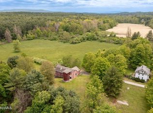 302 & 302A Egremont Plain Rd, Great Barrington, MA 01230