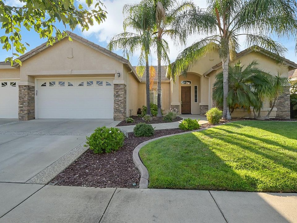 1st image of 2556 Provence Dr