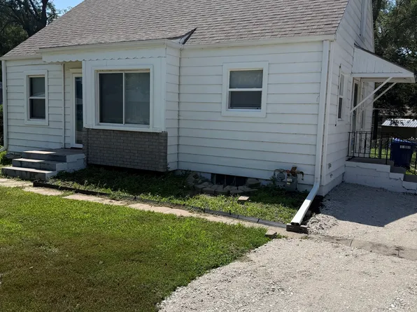 4445 South St, Lincoln, NE 68506
