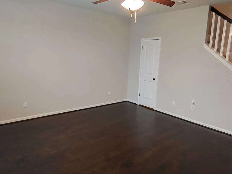 7220 Wyoming Springs Dr #902 — Photo 8