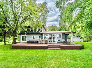 33436 Somerset Ln, Dent, MN 56528