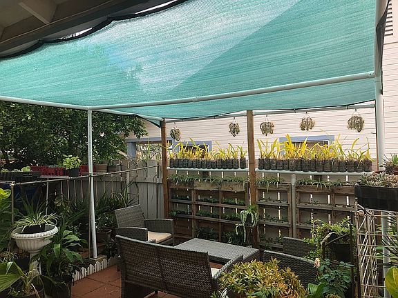 Shaded patio by entrance 
