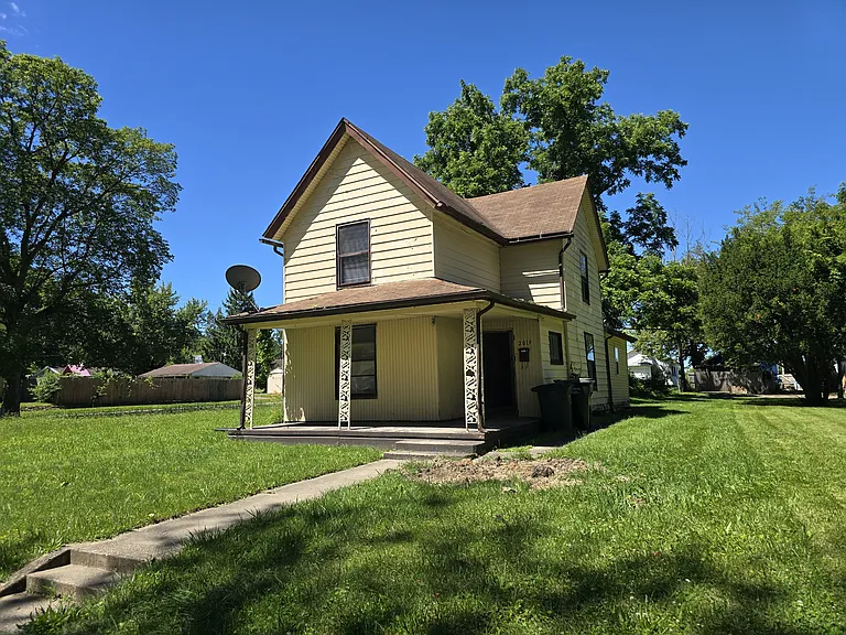2019 Catalpa St — Photo 2