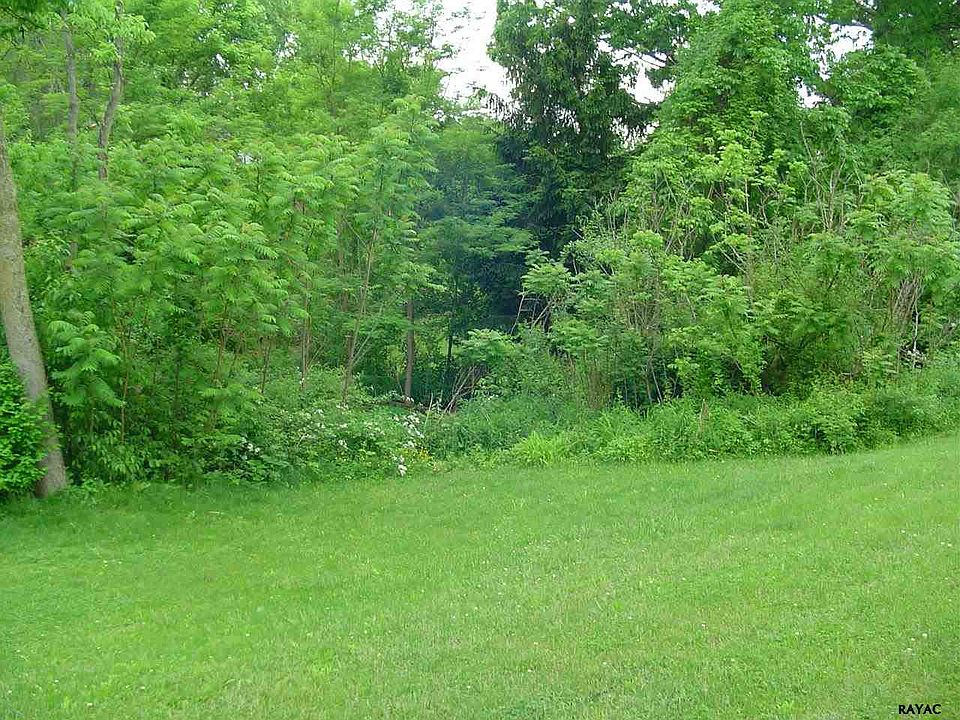 2nd image of 408 Pulaski Pl