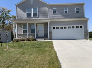 1538 Westport Dr, Davenport, IA 52804