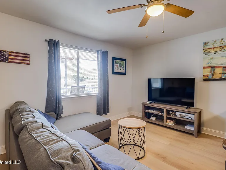 1664 Beach Blvd #170 — Photo 3