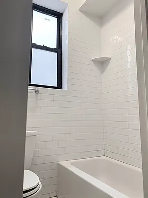 Rented by Bond New York | media 18