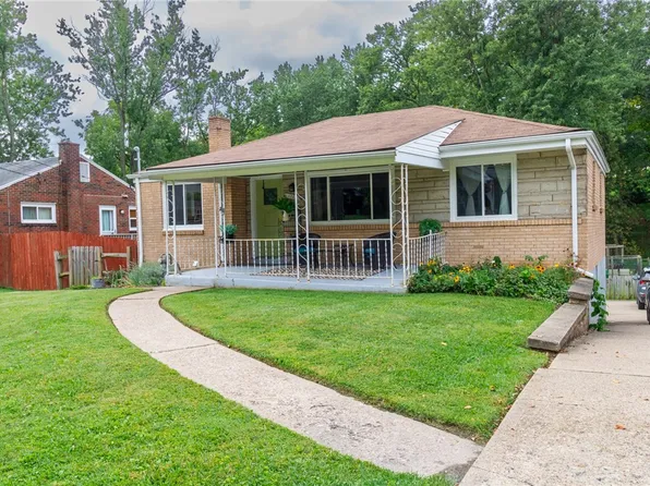 1112 Logan Rd, Bethel Park, PA 15102