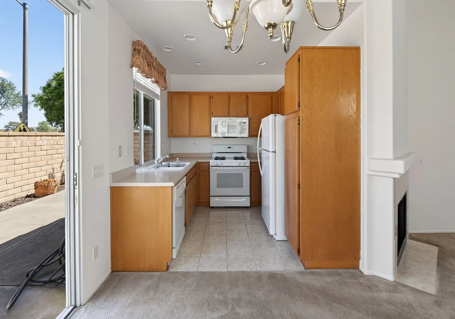 8291 Gold Coast Dr, Unit 6 — Photo 2