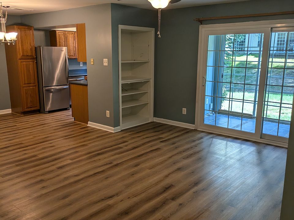 1st image of 12107 Green Ledge Ct APT 101
