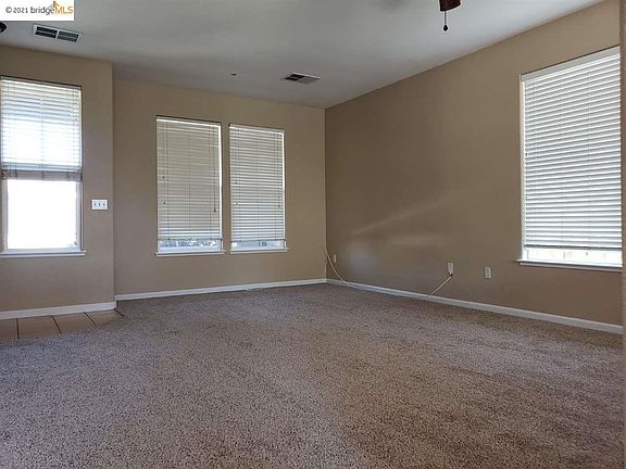 2nd image of 230 Carter Pl