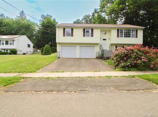 38 Pelham Ave, Hamden, CT 06518