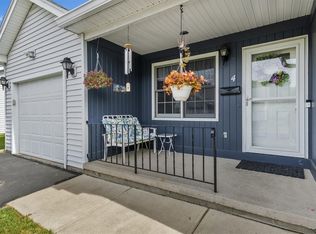 4 Coran Cir, Rochester, NY 14616