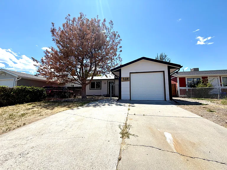 519 Garland St — Photo 4