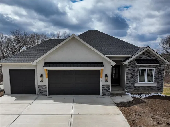1845 Arbor Trl, Liberty, MO 64068