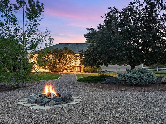 5th image of 4406 Indigo Dr
