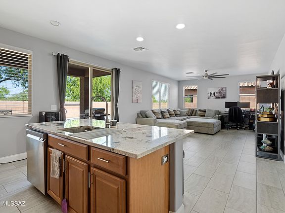 5th image of 12677 N Greenberry Dr