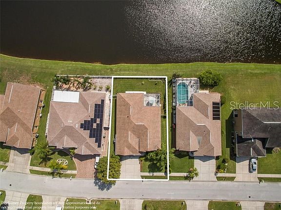 5th image of 2400 Wood Pointe Dr