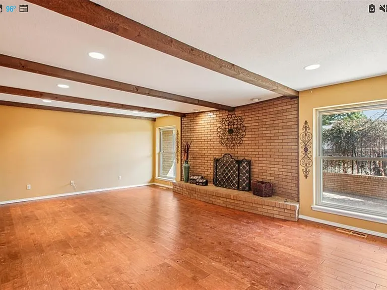 8500 N Arlington Dr — Photo 4