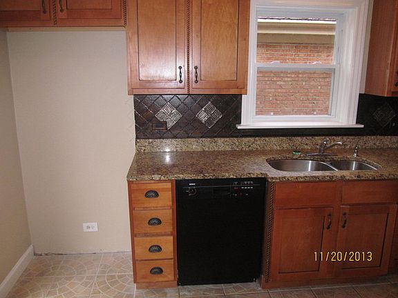 5th image of 3514 N Newcastle Ave