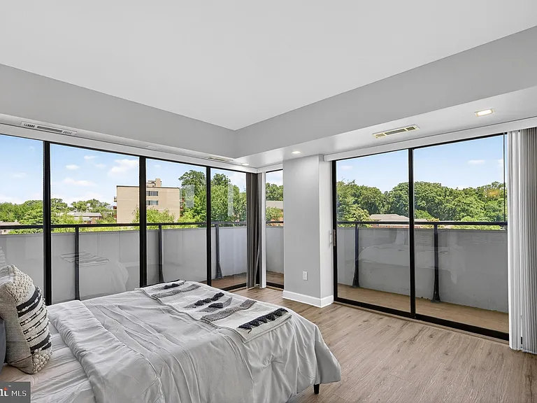 5300 Columbia Pike #701 — Photo 41