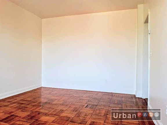 3rd image of 2516 Bedford Ave APT 4B