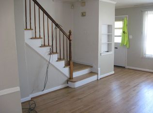 50-33 201st St, Oakland Gardens, NY 11364