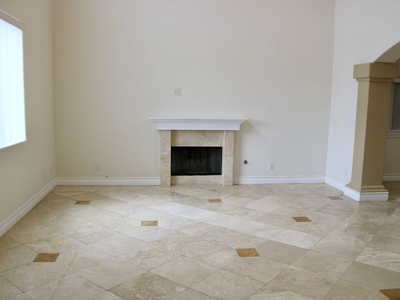 2nd image of 10621 N Hillrose Cir