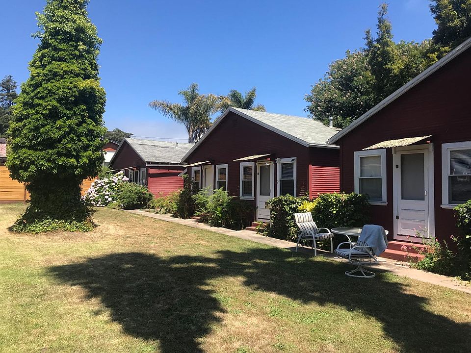1st image of 206 Hollister Ave