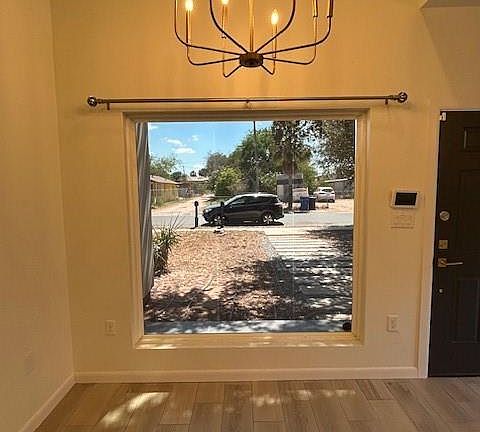 2nd image of 2120 Date Palm Ave APT A