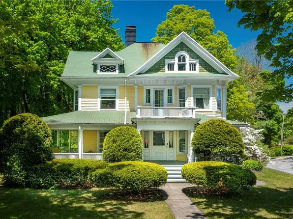 33 Coulter Avenue, Pawling, NY 12564