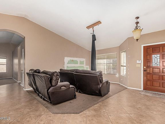 2nd image of 7146 W VOLTAIRE Avenue