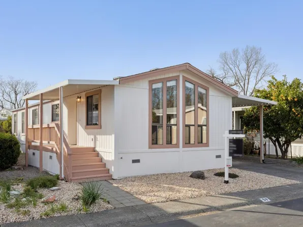 59 Shamrock Circle, Santa Rosa, CA 95403