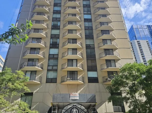 70 W Huron St APT 809, Chicago, IL 60654