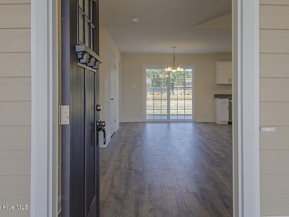 4th image of 140 Sanctuary Street