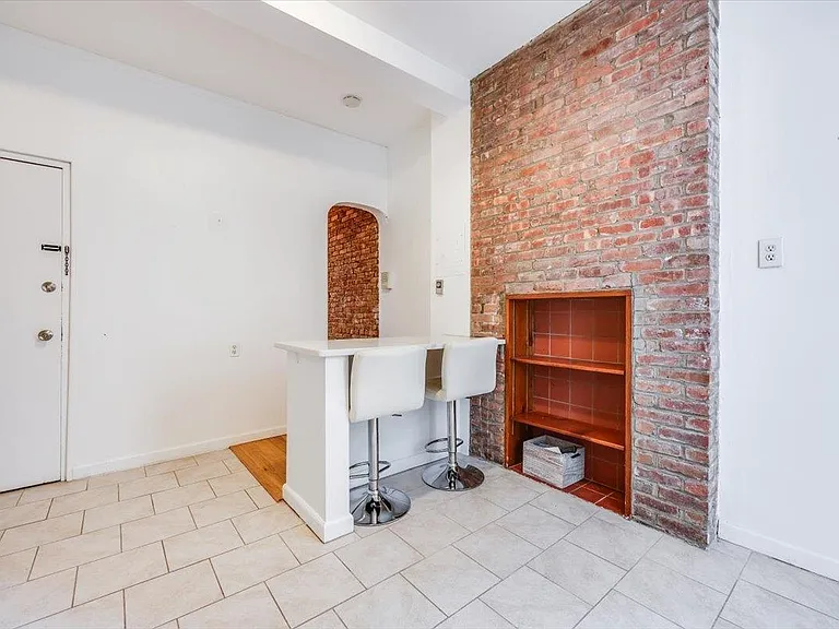 132 Adams St #2 — Photo 13