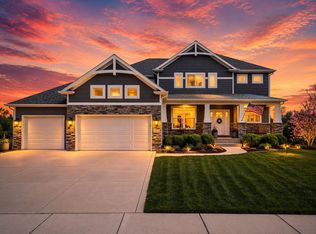 1684 Kleven Ln, Crown Point, IN 46307