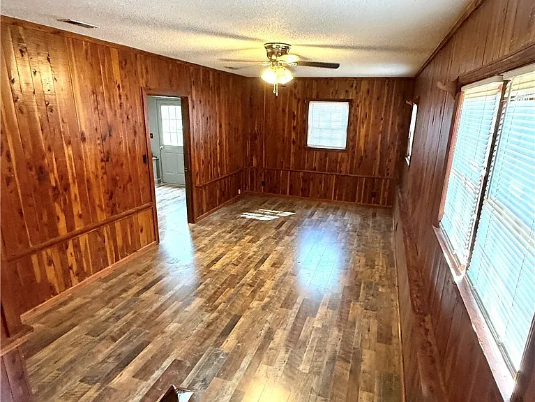 4973 Dowd Rd — Photo 20