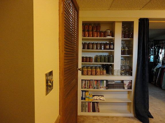 5th image of 1088 Plantation Dr