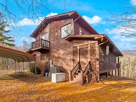 3rd image of 1997 Copper Creek Rd