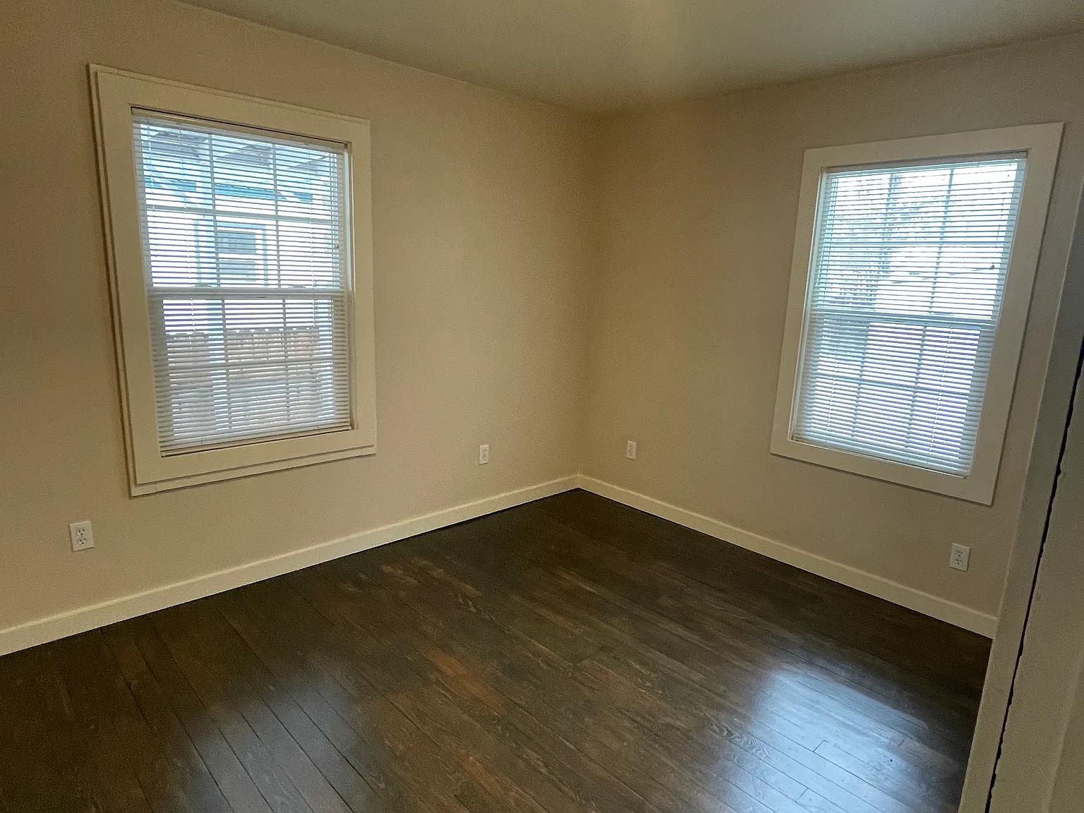 2 bed, 900 sqft, $1,100 — Photo 4
