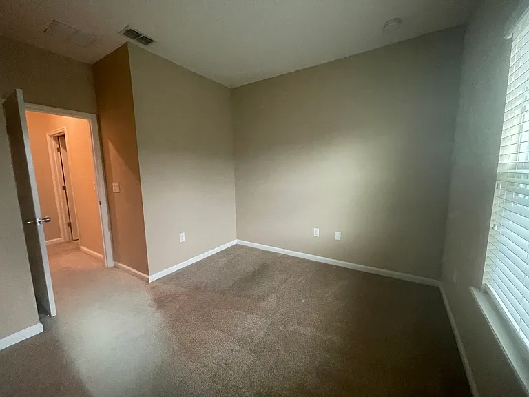 2618 Las Calinas Blvd — Photo 17