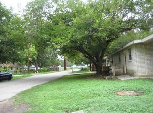 1005B Hackberry St, San Marcos, TX 78666