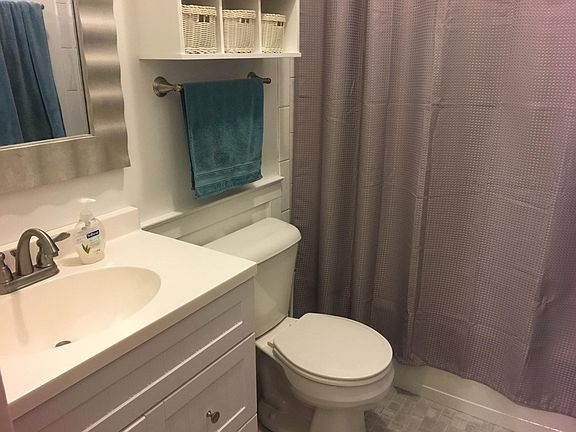 2nd image of 3228 Bishop St #4