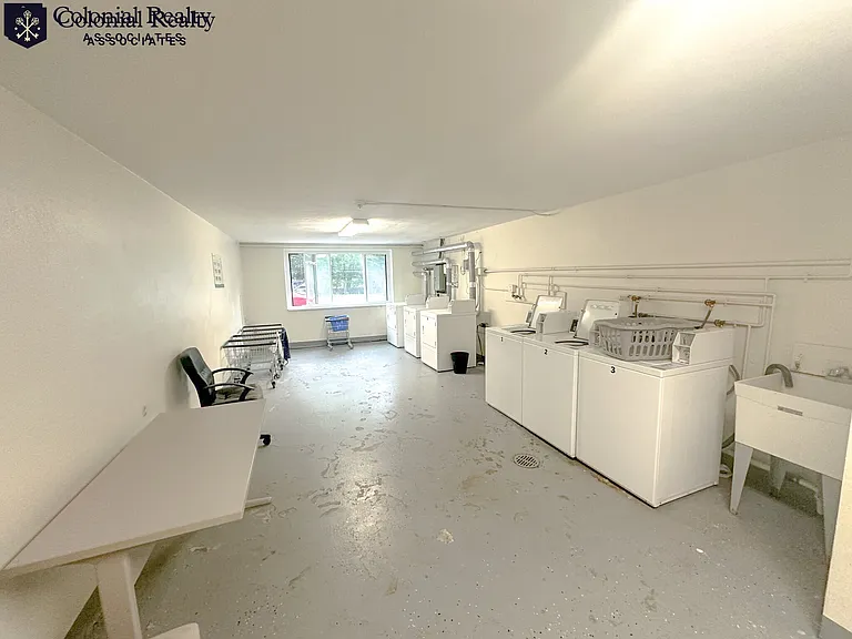 205 Kent St #42 — Photo 10