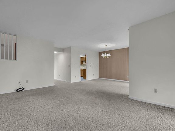 5th image of 5076 Strawpocket Ln #12