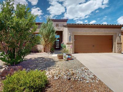 8215 Mock Heather Rd NW, Albuquerque, NM, 87120