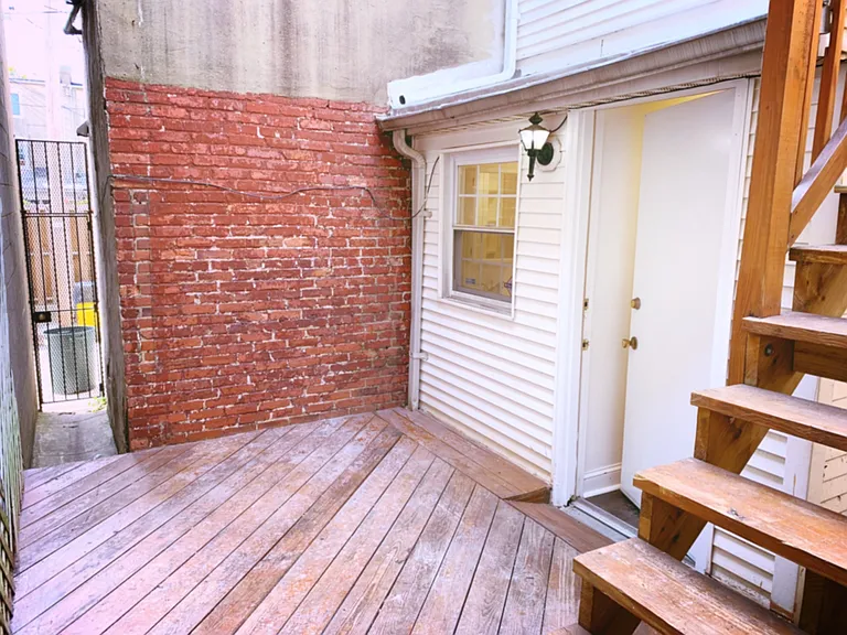 9 W Fort Ave — Photo 8