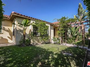 1976 S Preuss Rd, Los Angeles, CA 90034