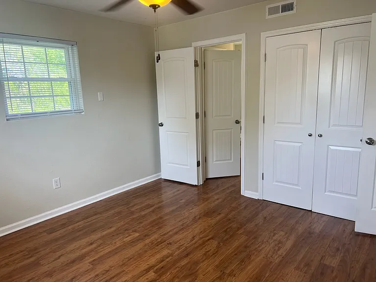 4335 Lela Ave NE #4 — Photo 6